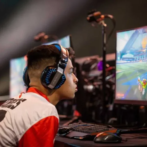 The Impact of Esports on the Future of Online Gaming